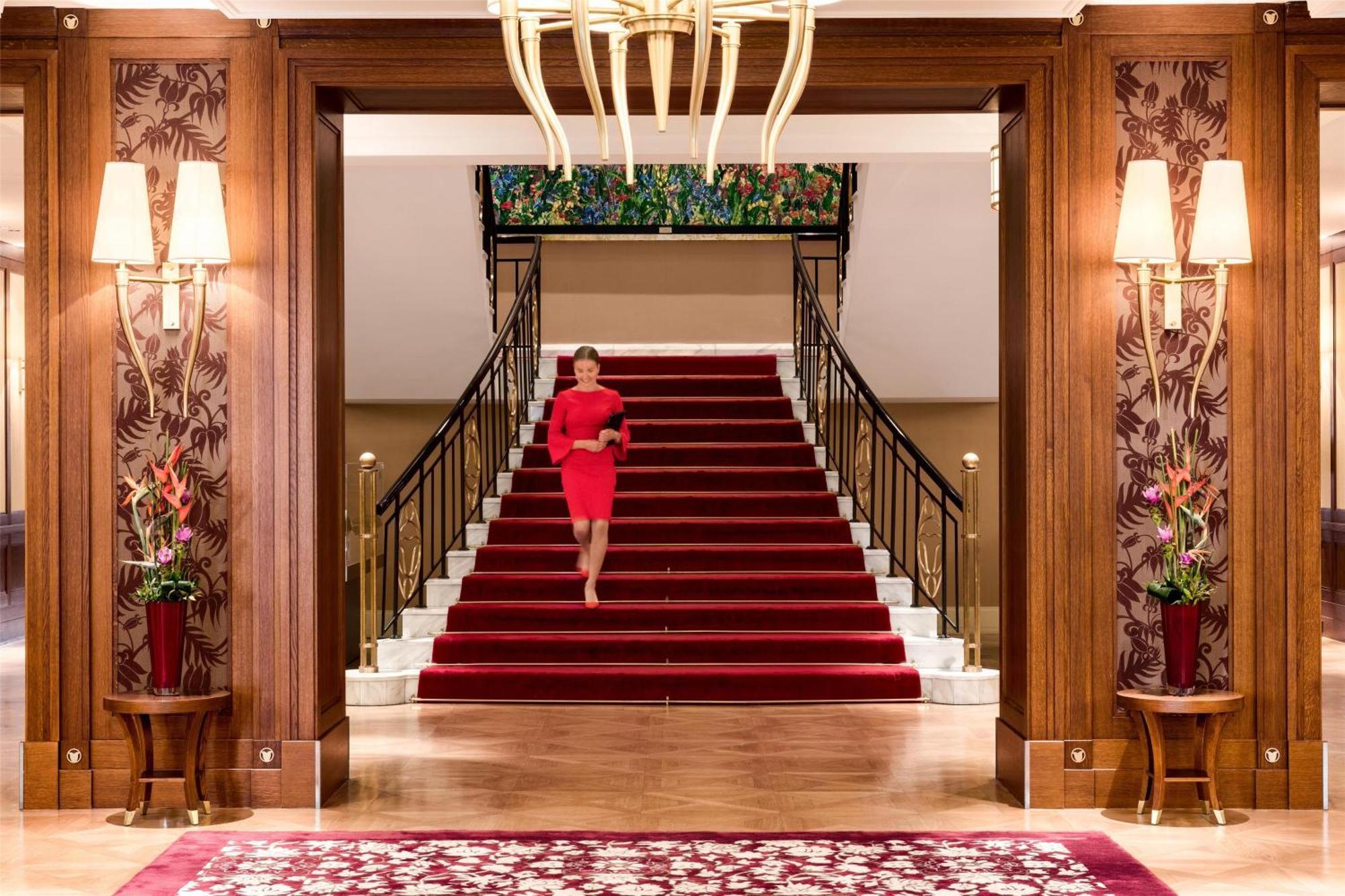 Grand Hotel Kempinski High Tatras Strbske Pleso Exterior photo