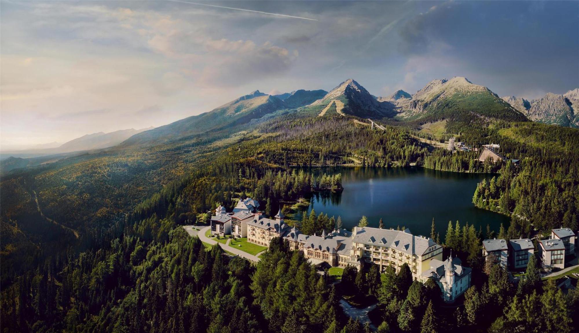 Grand Hotel Kempinski High Tatras Strbske Pleso Exterior photo